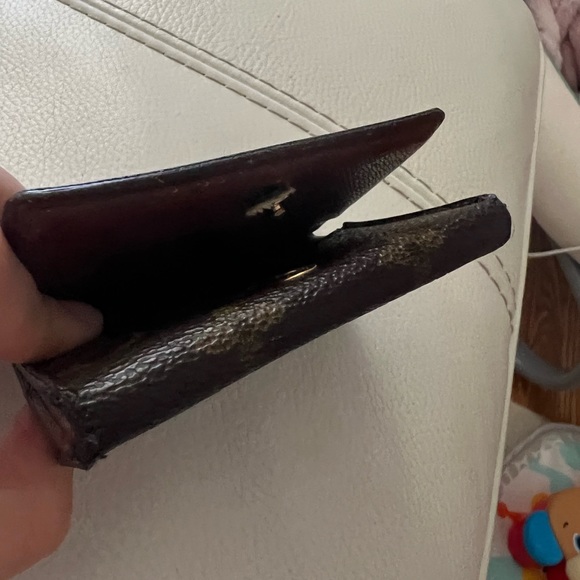 Louis Vuitton Monogram Card Holder - Picture 10 of 16